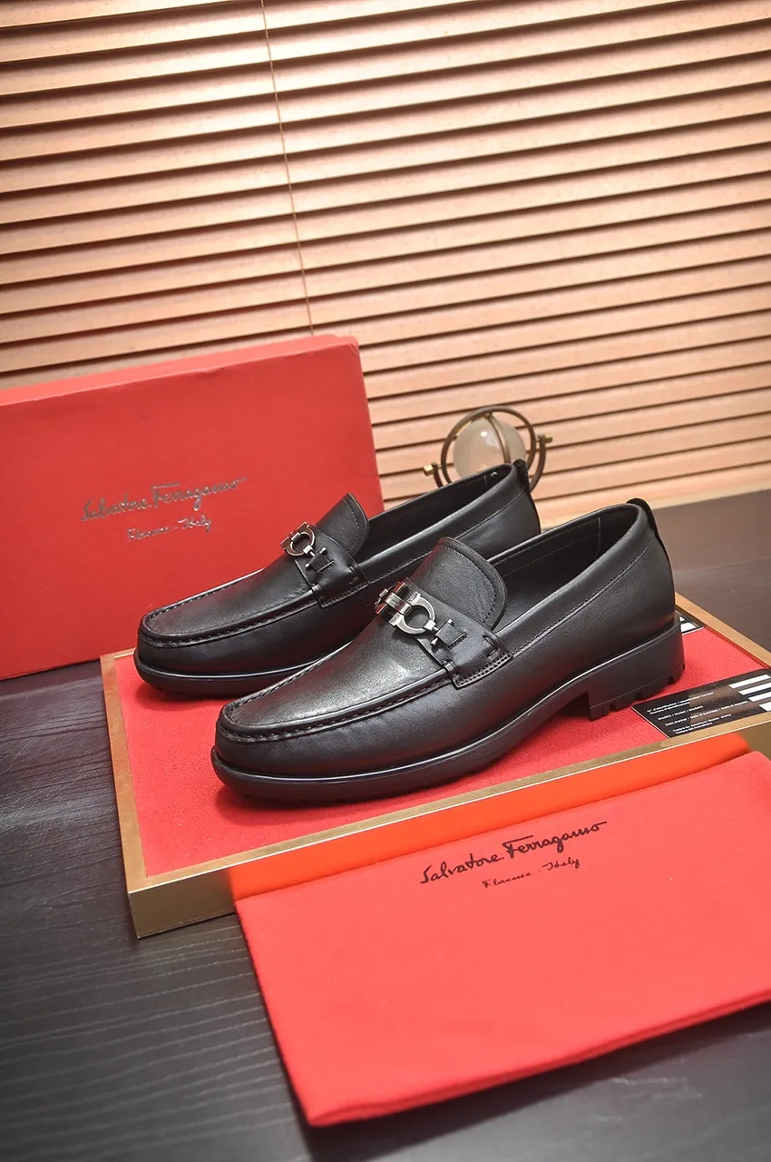 Men's shoes 💰560💶[Ferragamo/Ferragamu] (high-end Niuli) New 🍀 Ferragamo* - top version Ferragamo's classic formal leather shoes! Made of imported original cowhide, the inner top layer is comfortable cowhide lining! Original wear-resistant rubber outsole! High quality products! Code number 38-45 (45 customized)